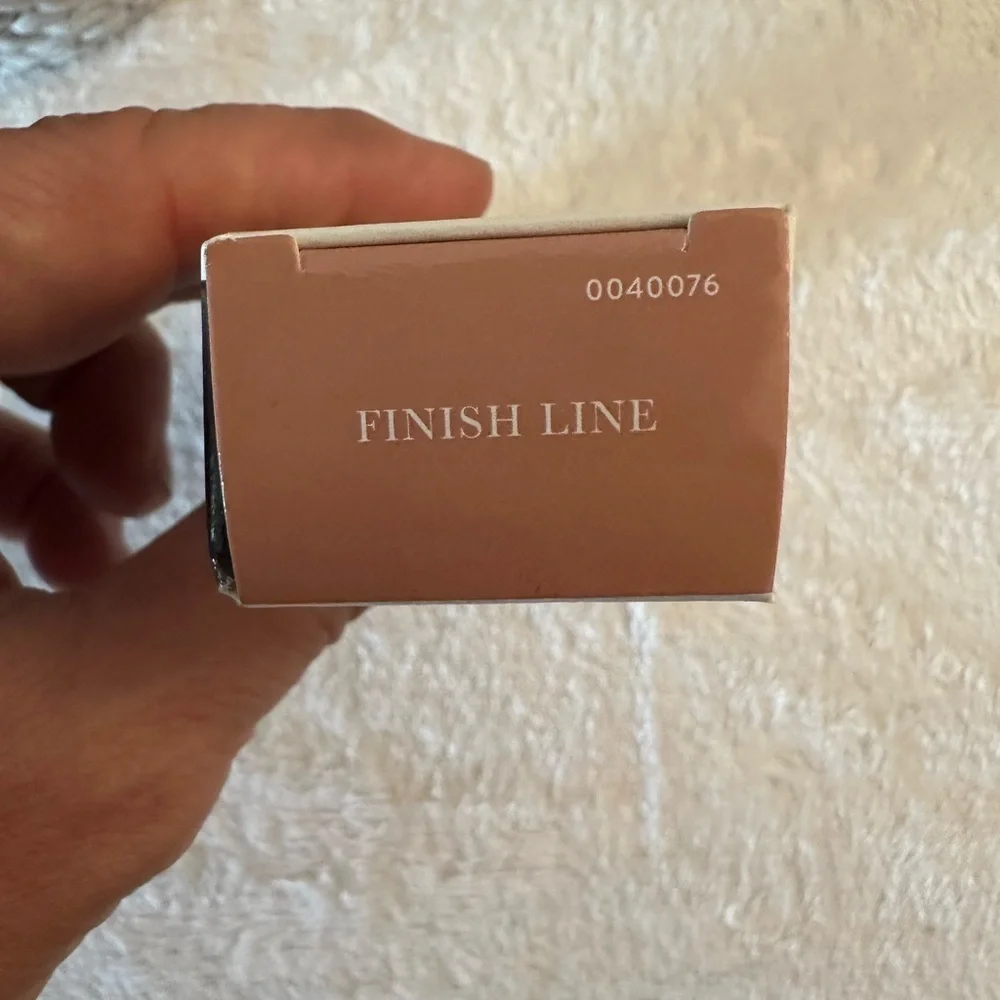 NWT Laura Geller Nourishing Lip Oil